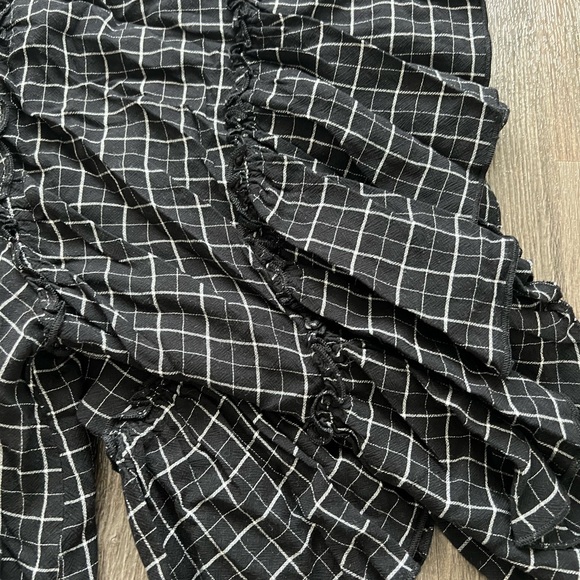 Loft Flutter Blouse - Picture 3 of 6